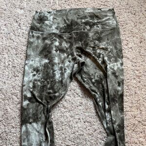 Lululemon Athletica diamond dye align Leggings